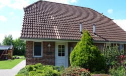 Ferienhaus-Sturmmoewe-th-1.jpg